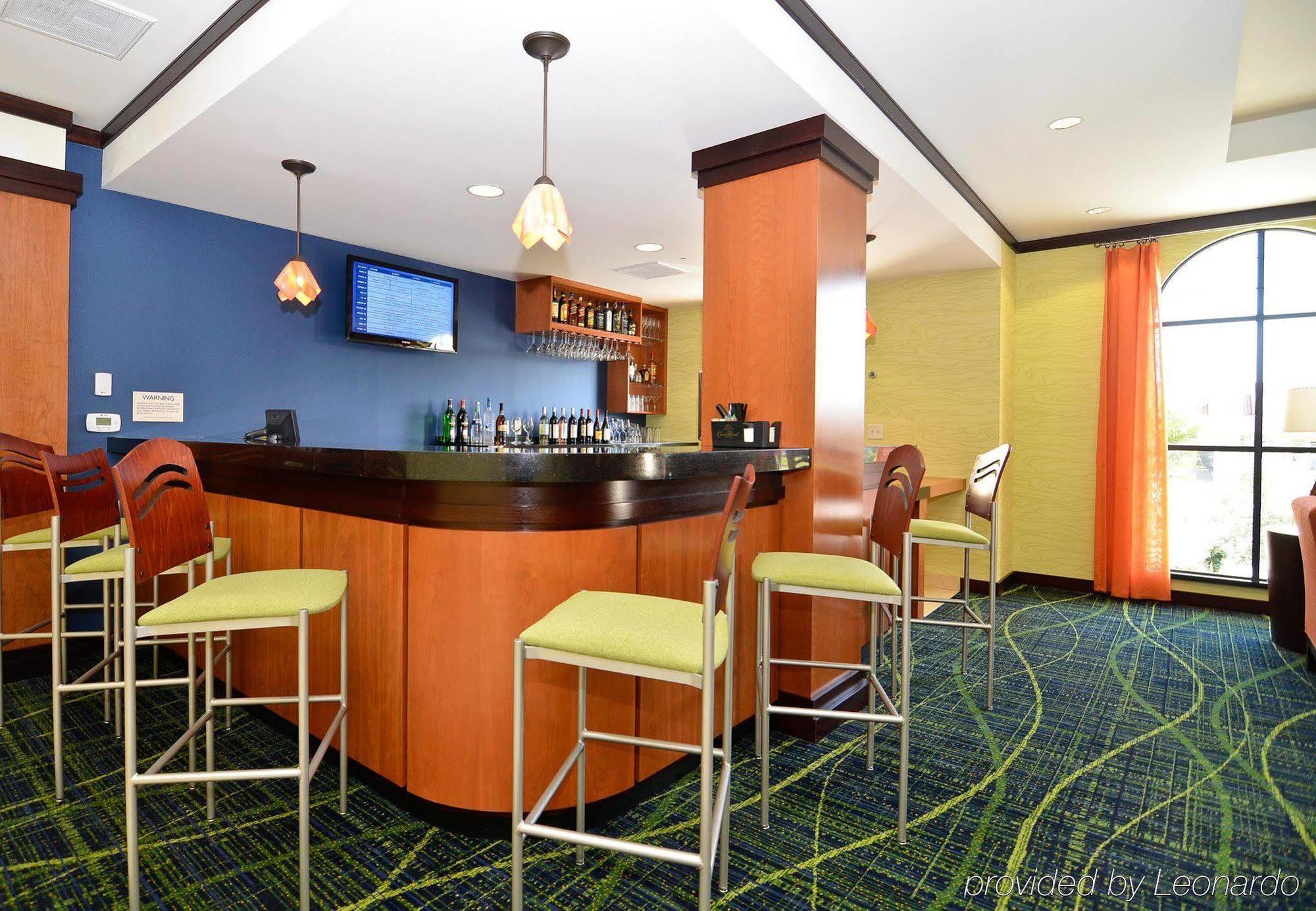 Fairfield Inn & Suites Santa Cruz - Capitola Restaurace fotografie